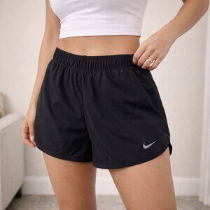 Nike Dri-FIT Black Running Shorts Womens Large Athletic Lined Workout
